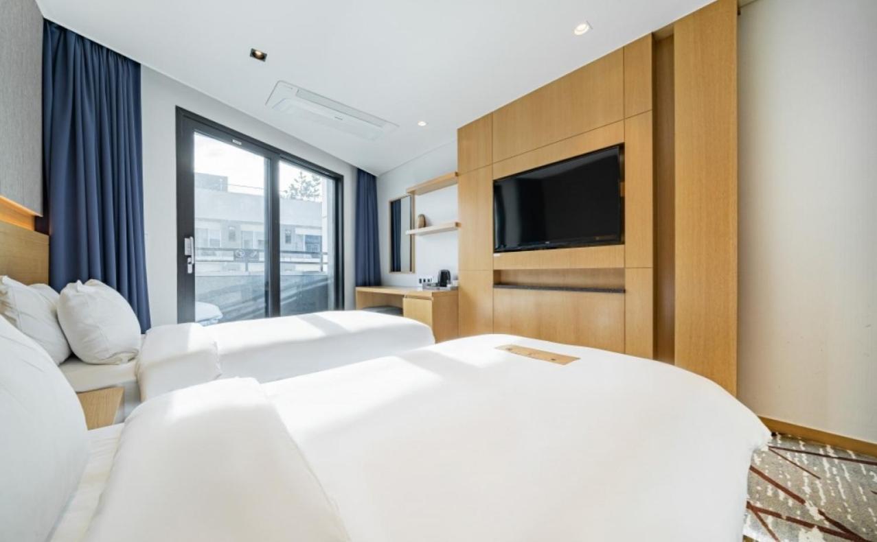 Sea Cruise Hotel Сокчхо Экстерьер фото