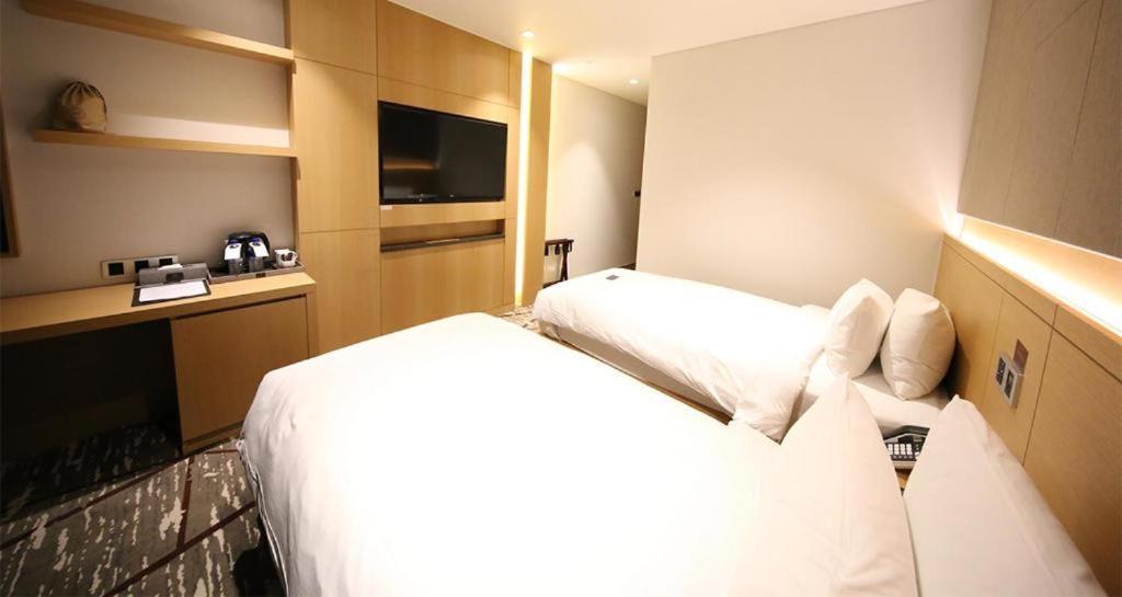 Sea Cruise Hotel Сокчхо Экстерьер фото